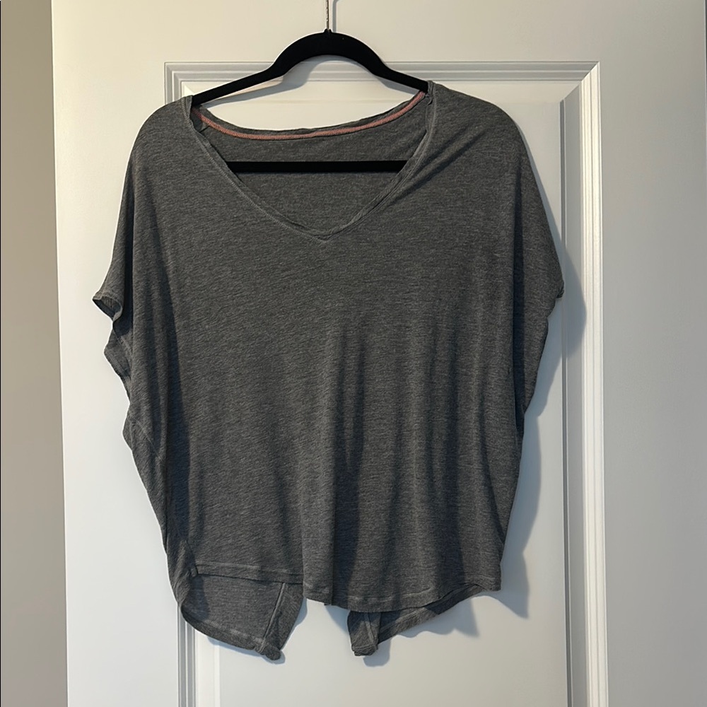 Lululemon Oversized Gray V-Neck Women's Top